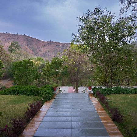 The Hunting Lodge Resort Udaipur - Villas & Pool Dabok Exteriör bild