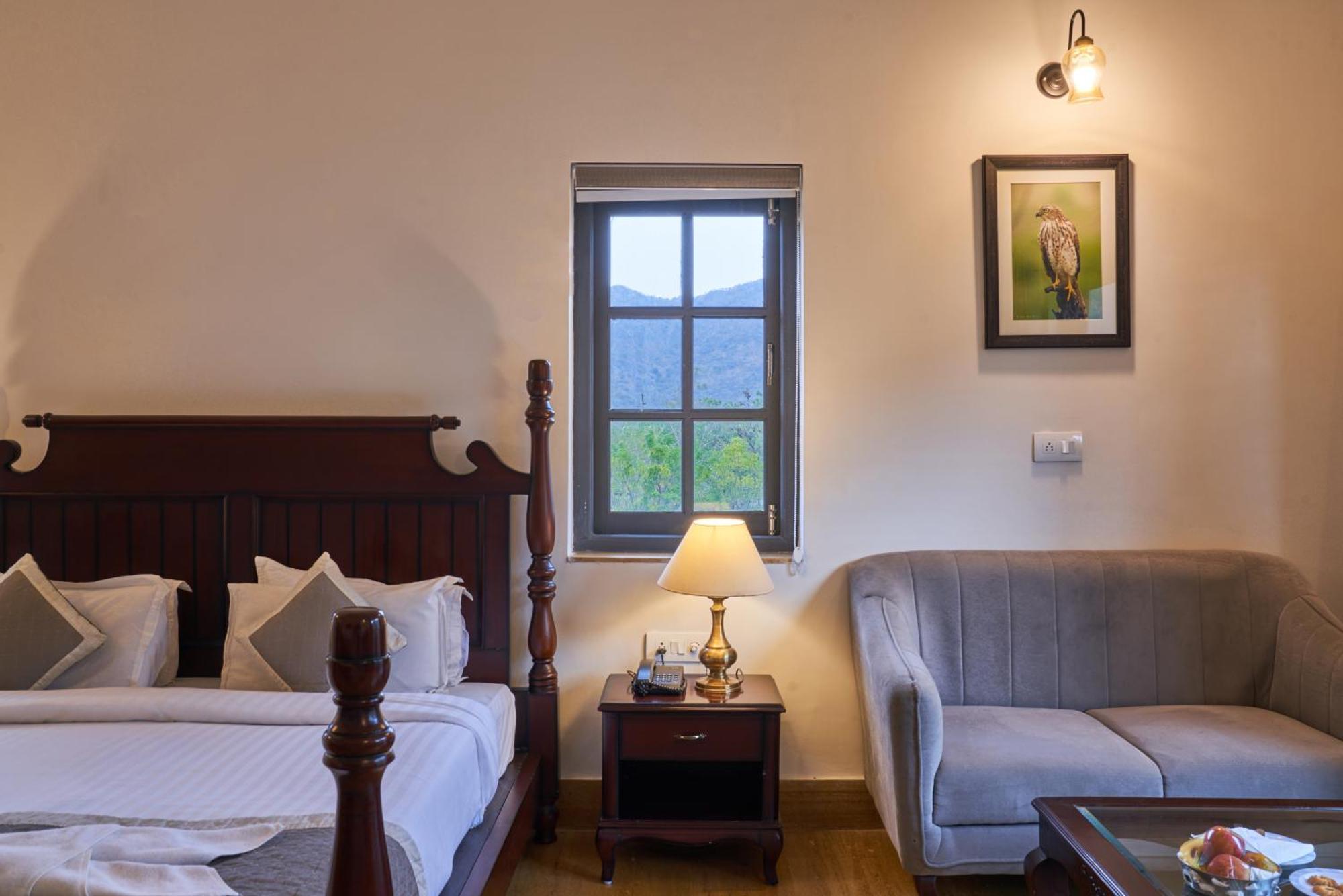 The Hunting Lodge Resort Udaipur - Villas & Pool Dabok Exteriör bild